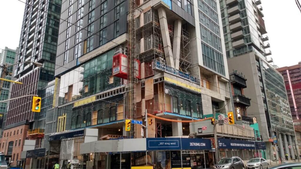 NOV 2738 dual construction hoists a6 357 King