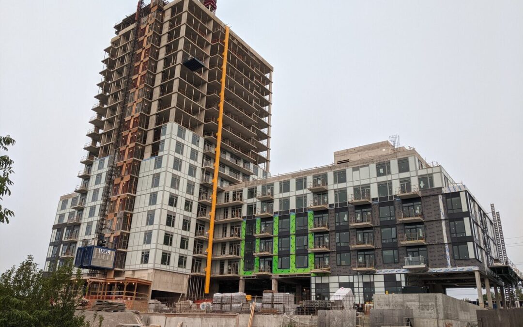 rack and pinion hoist at East 3220 Condos