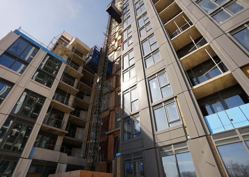 dual construction hoist at Forest Hill Condominiums in Toronto
